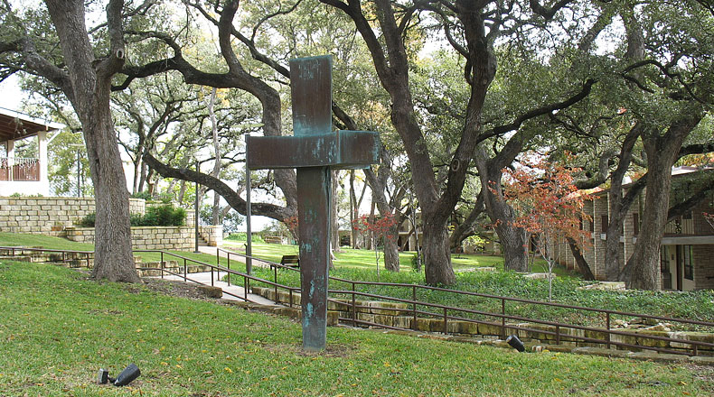 EPISCOPAL THEOLOGICAL SEMINARY
