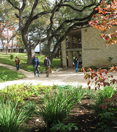 EPISCOPAL THEOLOGICAL SEMINARY